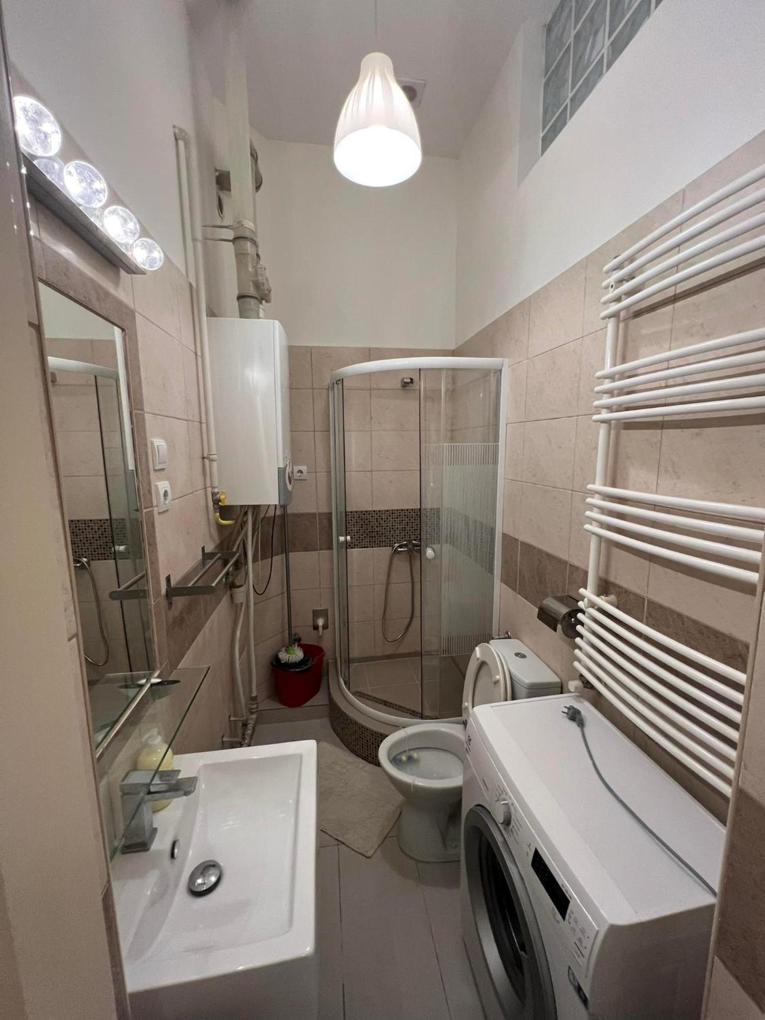 Goldensun Apartment Budapest Exterior photo